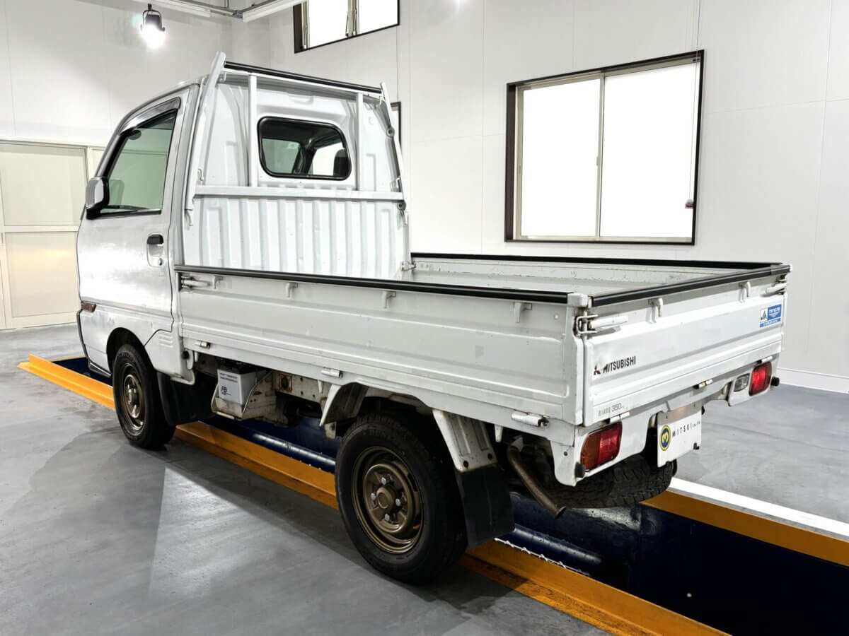 IMG_8980 1998 Mitsubishi Minicab Truck - Image 3